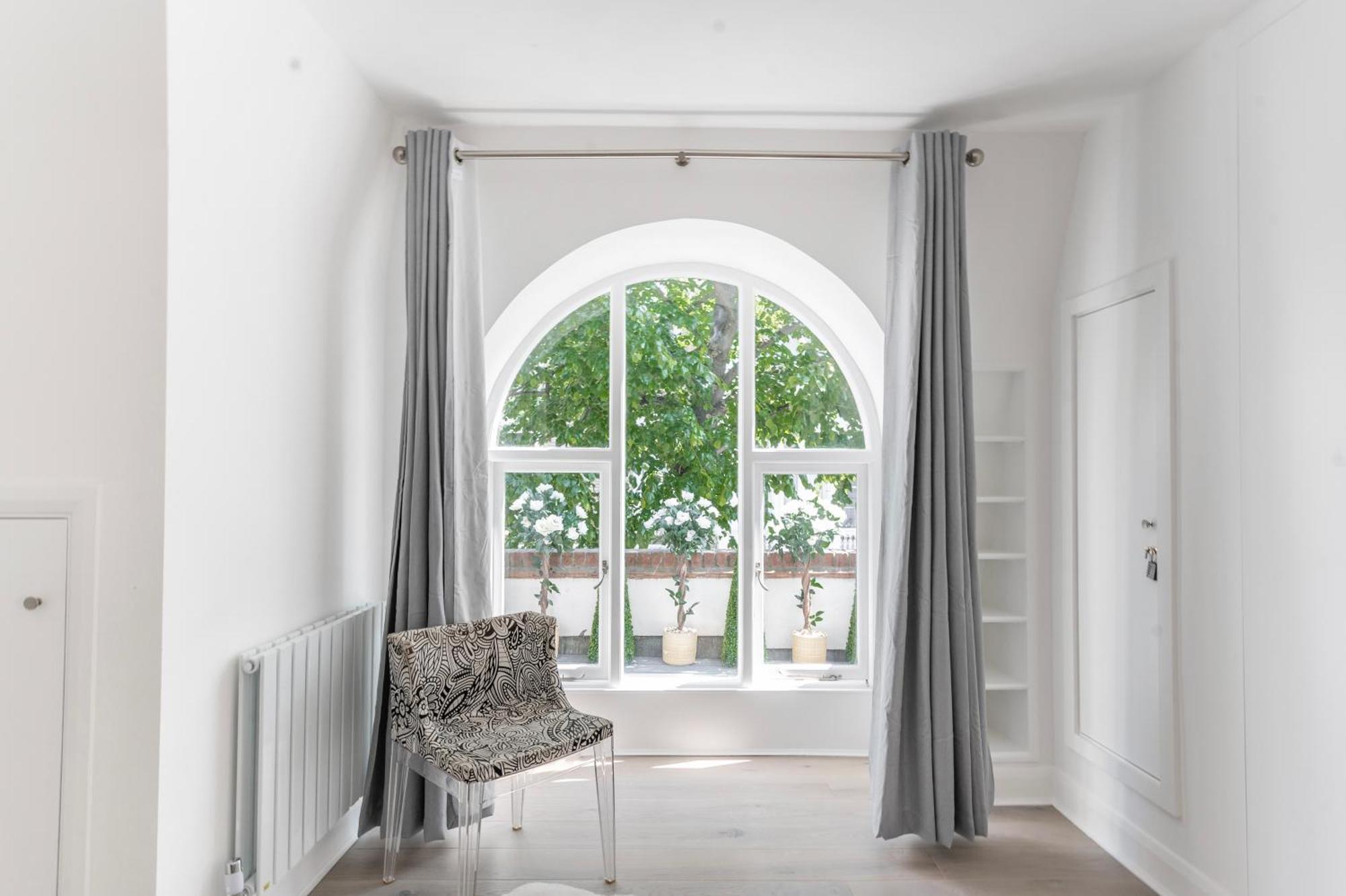 Townhouse Moments From Hyde Park & Notting Hill - Free Luggage Storage Nearby And In Unit Washing Machine & Dryer * Londen